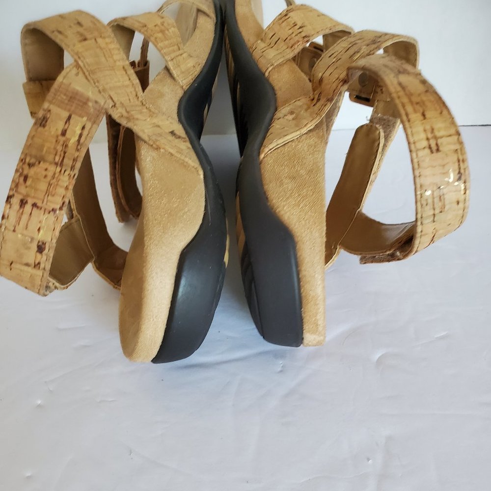 Vionic Amber 8 - image 5